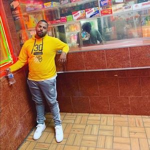 Meet your Posher, Naseem